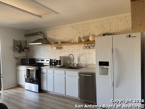 Building Photo - 6910 Saharastone Dr