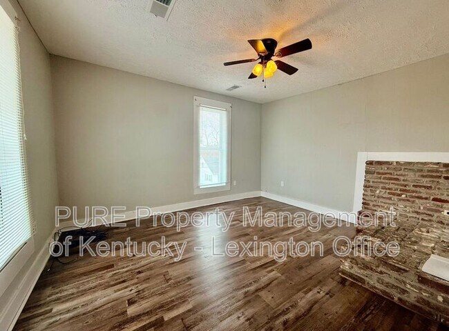 Building Photo - 417 North St