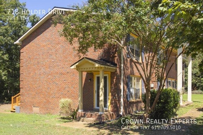 Building Photo - 718 Holder Dr