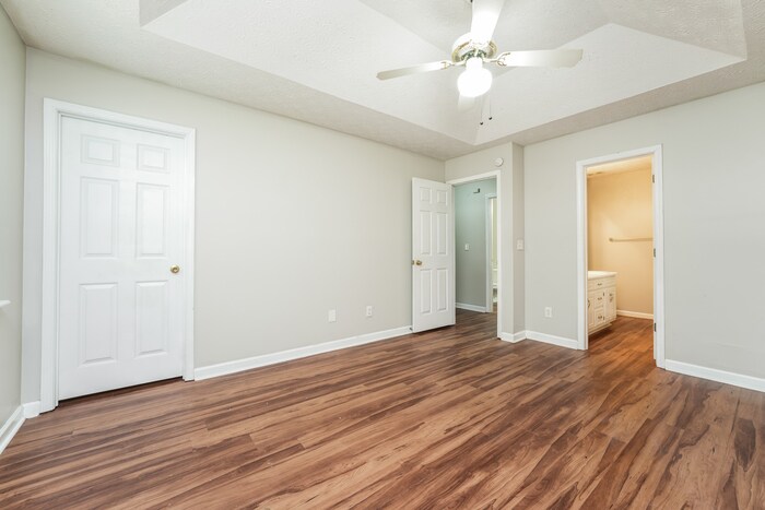 Building Photo - 818 Burton Ridge Dr