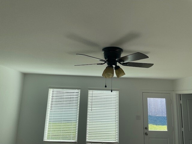 Building Photo - 320 Bush Mdw Ln