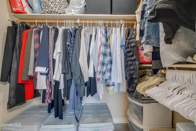 Building Photo - 14600 Christian Castle