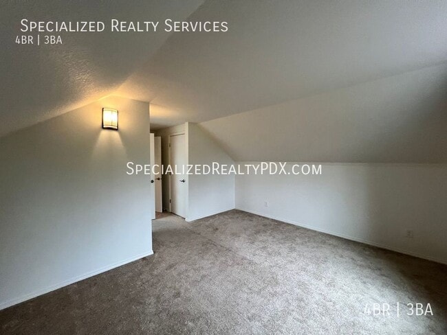 Building Photo - 5749 NE Harvest St