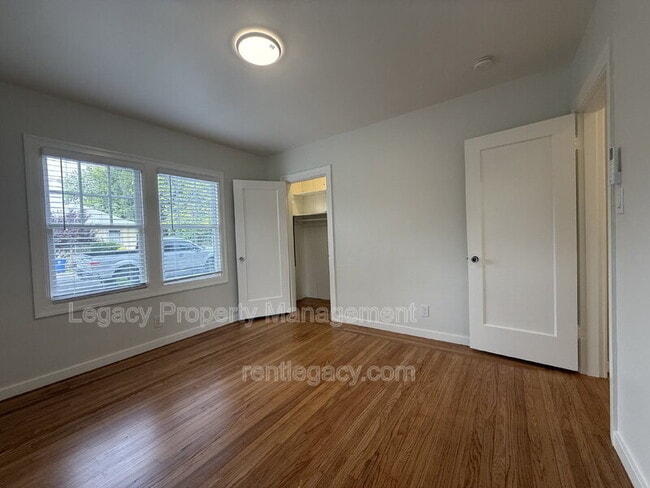 Building Photo - 45 1st St