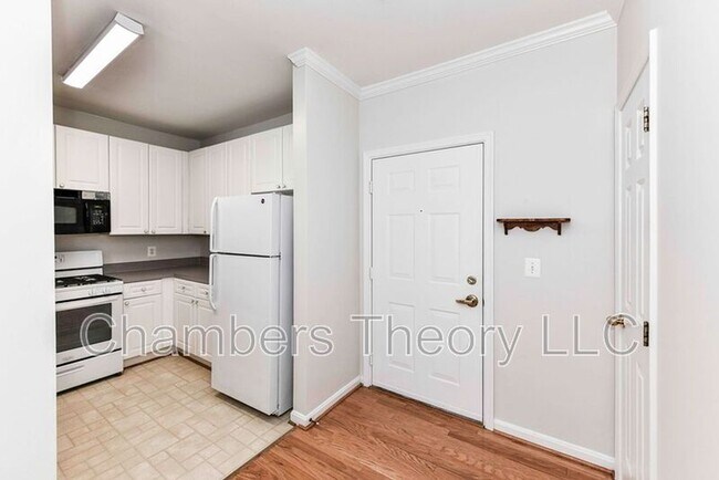 Building Photo - 2710 Bellforest Ct