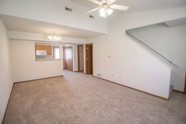 Building Photo - 1426 Greensboro Dr