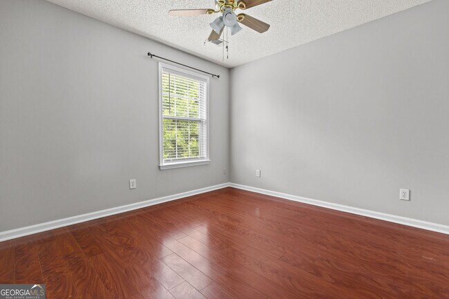 Building Photo - 2315 Hiawassee Dr NW