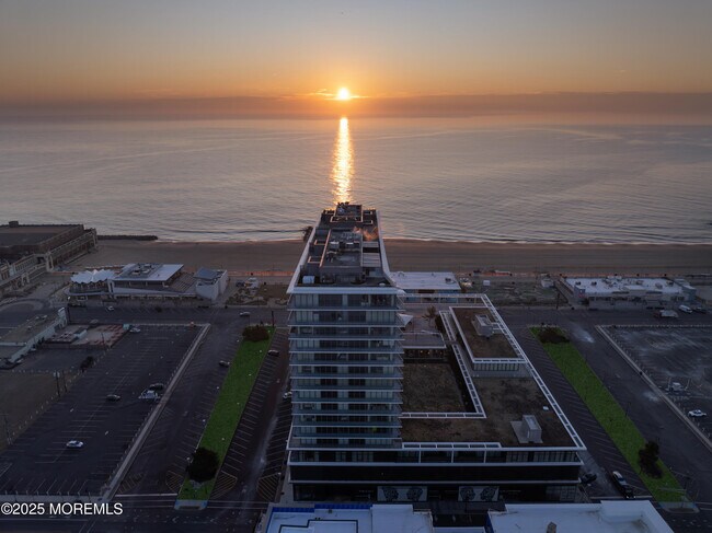 Building Photo - 1101 Ocean Ave N