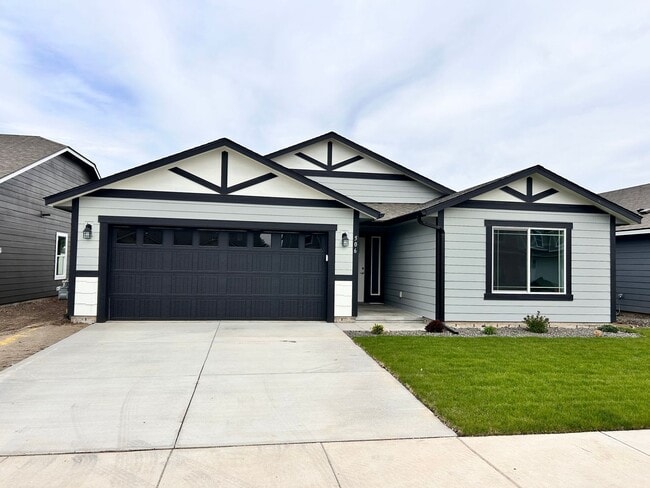 Primary Photo - Stunning 3 Bed, 2 Bath Rancher in Spokane ...
