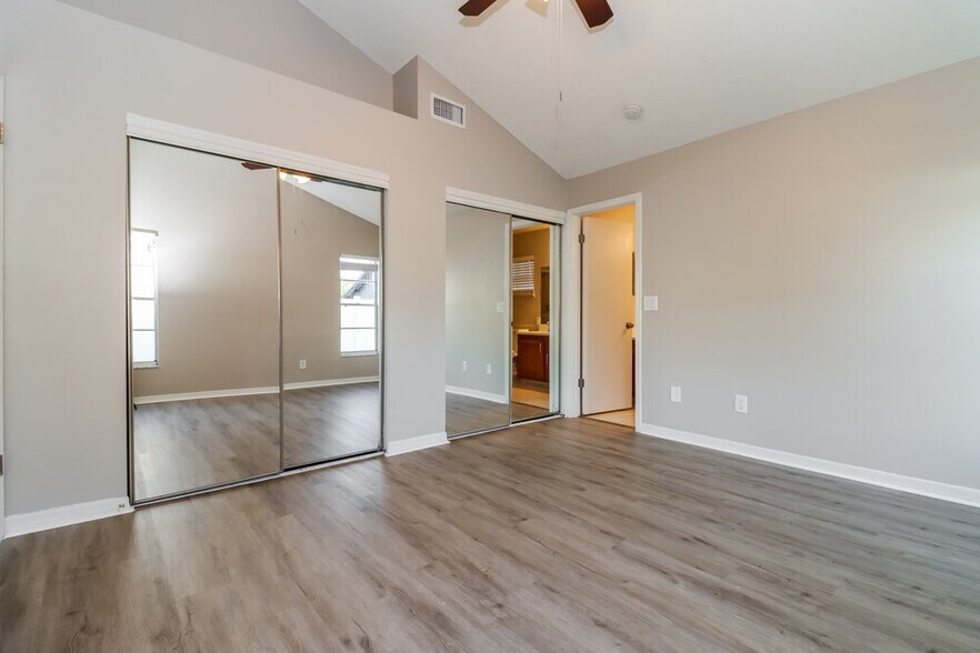 Building Photo - 5303 MacBeth Ct