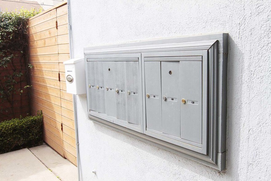 locked mailboxes - 510 Pacific Ave