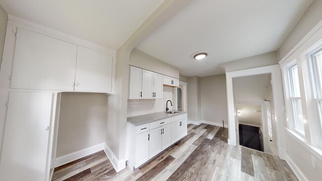 Building Photo - Brooklyn Centre - 3 Bedroom Single Family ...
