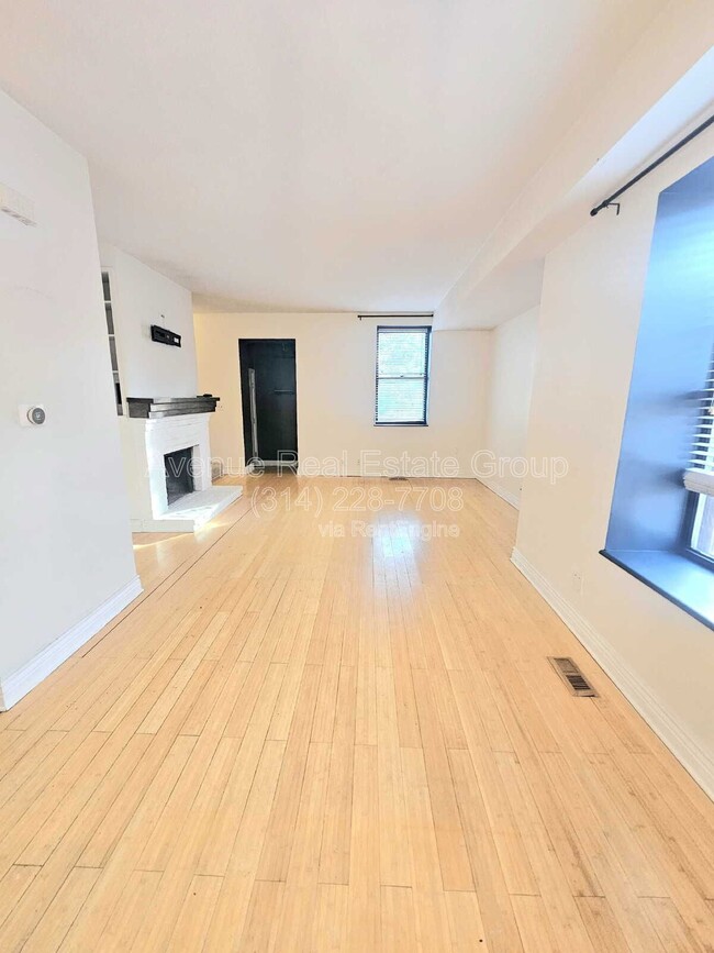 Building Photo - 4322 Maryland Ave