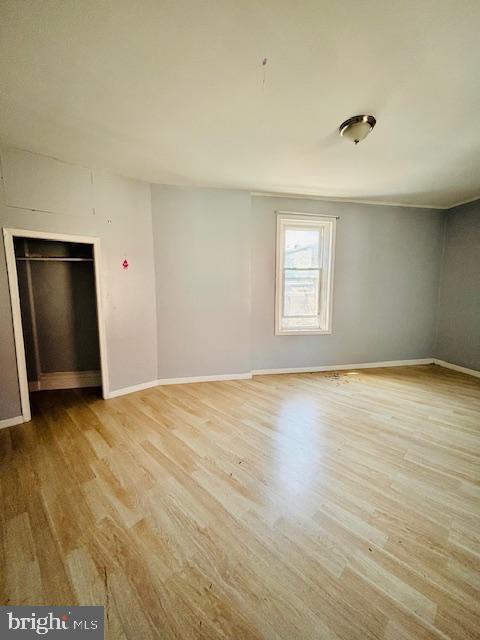 Primary Photo - 240 W Glenwood Ave