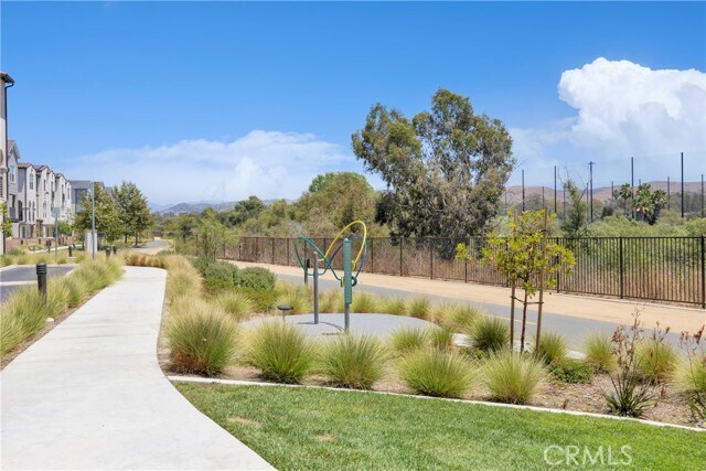 Building Photo - 32078 Paseo Vibrantre