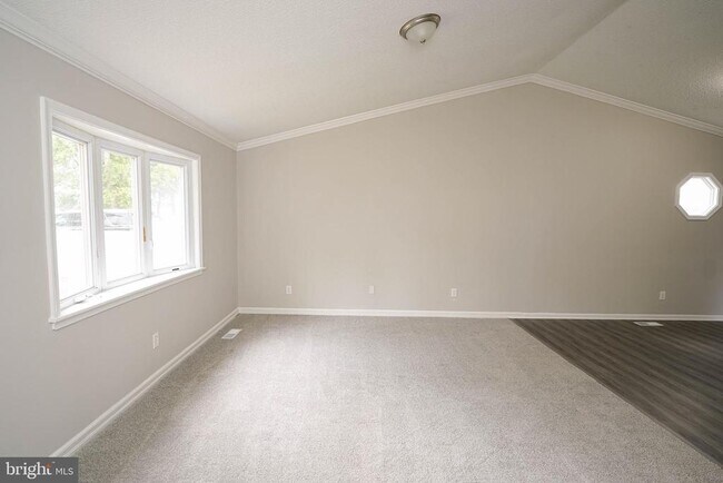 Building Photo - 28975 Aleine Ave