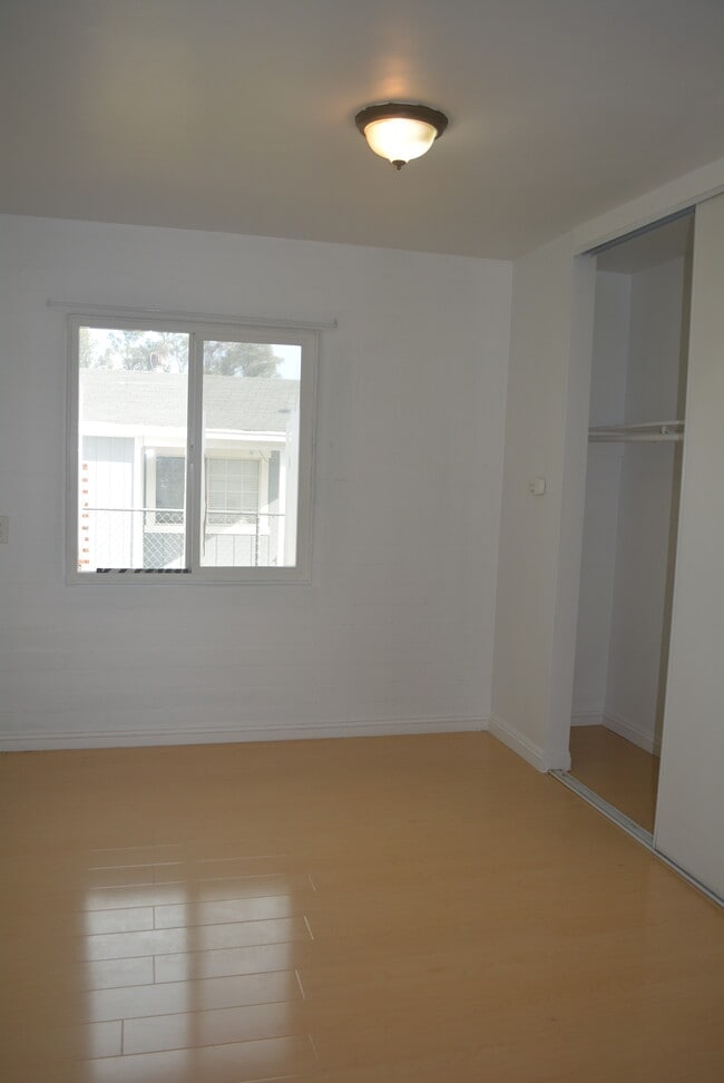 Building Photo - 15703 Palo Alto Ave