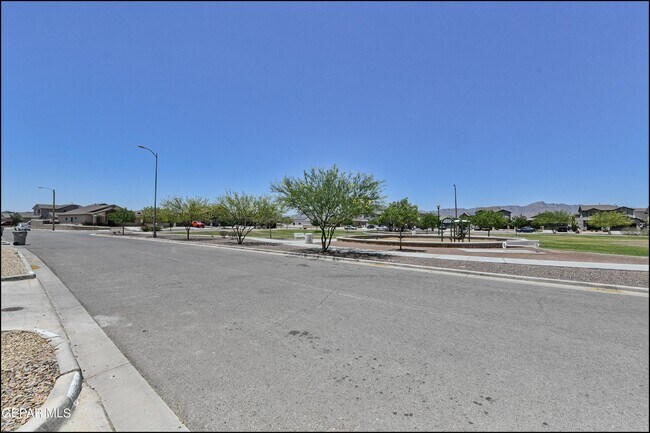Building Photo - 12060 Mesquite Thorn Dr