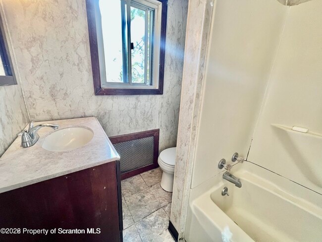 Building Photo - 608 Taylor