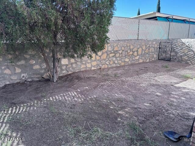 Building Photo - 10762 Vista Del Sol Dr