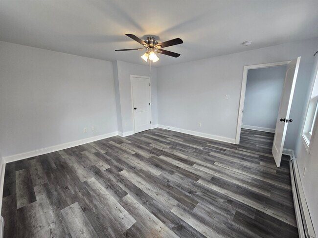 Building Photo - 22 South St