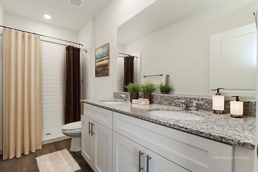 Building Photo - 11857 Mountain Retreat Ln