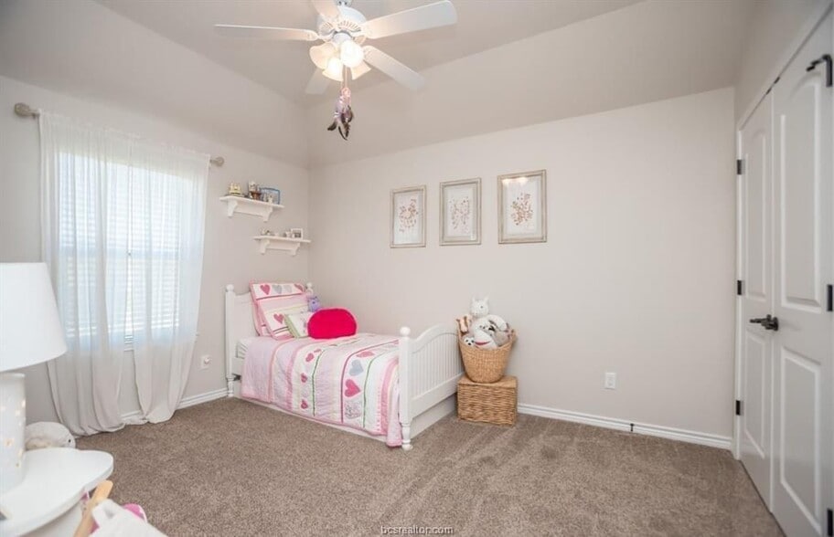 Building Photo - 2529 Kinnersley Ln