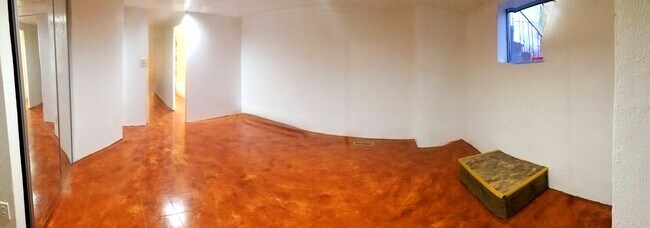 Building Photo - 712 N Market St