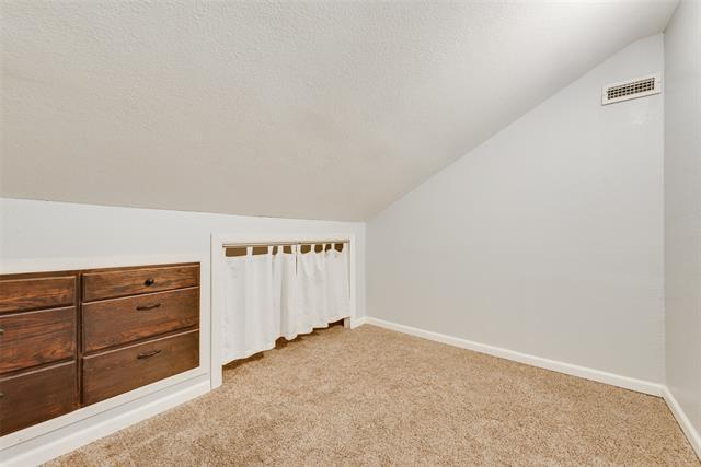 Building Photo - 10605 Bachman Dr