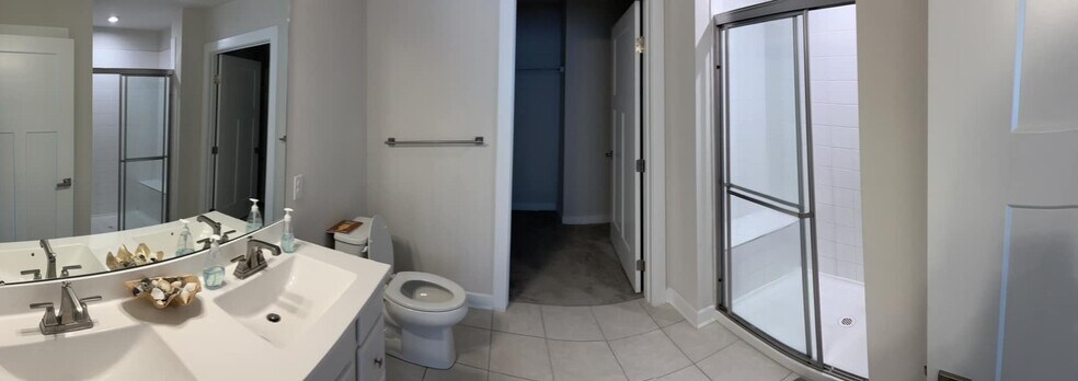 master bath 1 - 28036 Dew Drop Ln