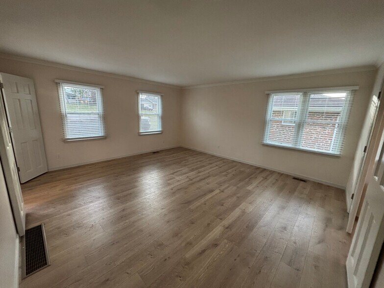 Building Photo - 5906 Little Turtle Trail