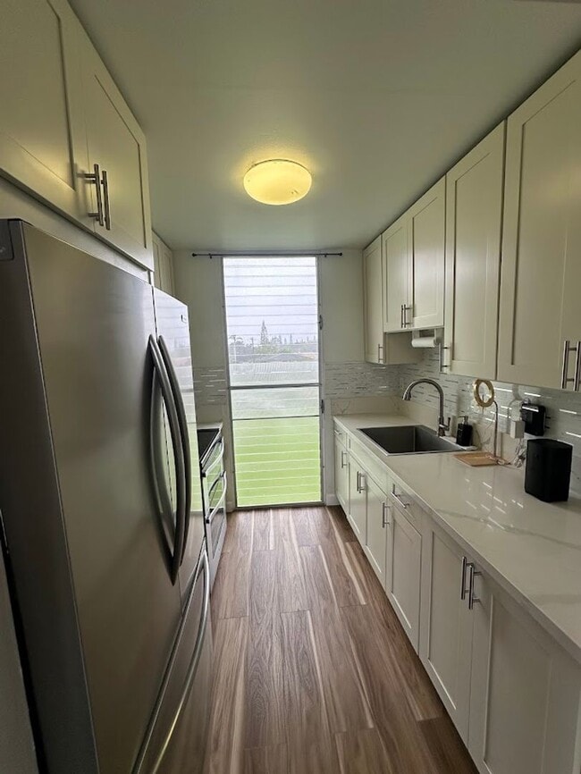 Building Photo - Lalawai Hale 2 bedroom, 1 bath, 1 uncovere...