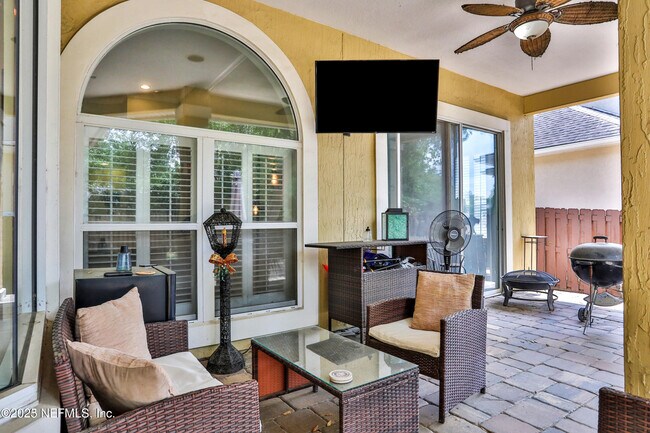 Building Photo - 8000 Hampton Park Blvd E