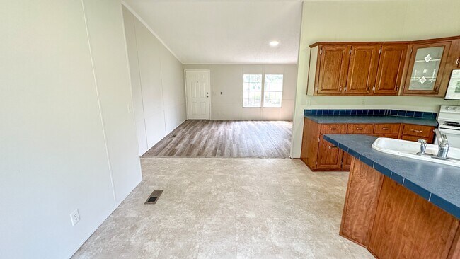 Building Photo - 11758 E Old Oak Trail