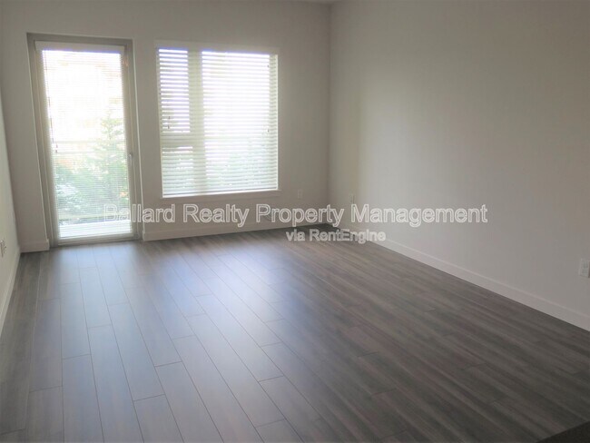 Building Photo - 1760 NW 56th St