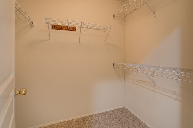 Building Photo - KLAHANIE Rental Home Available in August!