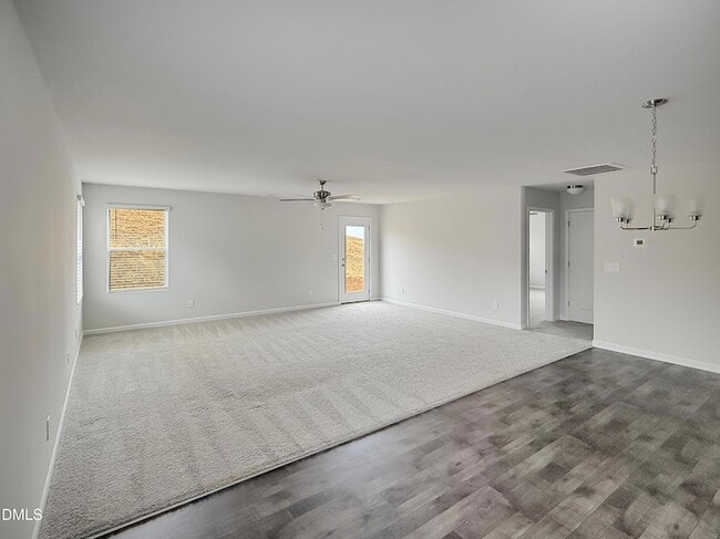 Building Photo - 289 Greenbay St