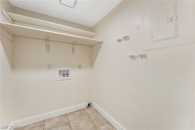 Building Photo - 6224 Yerba Ln
