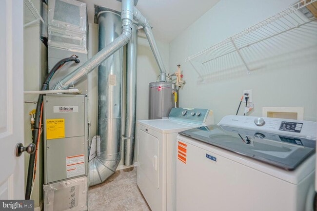 Building Photo - 3908 Grenwich Ln