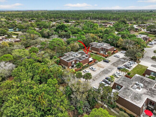Building Photo - 5612 SE Riverboat Dr