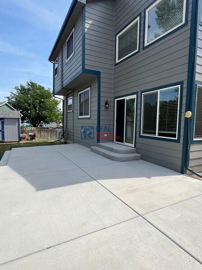 Building Photo - 8786 Wildrye Cir