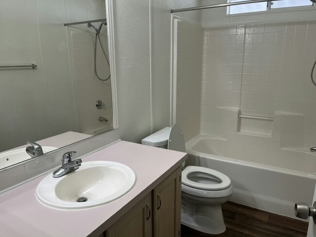 Building Photo - 201 S Greenfield Rd