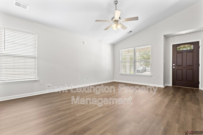 Building Photo - 2297 Spurr Rd
