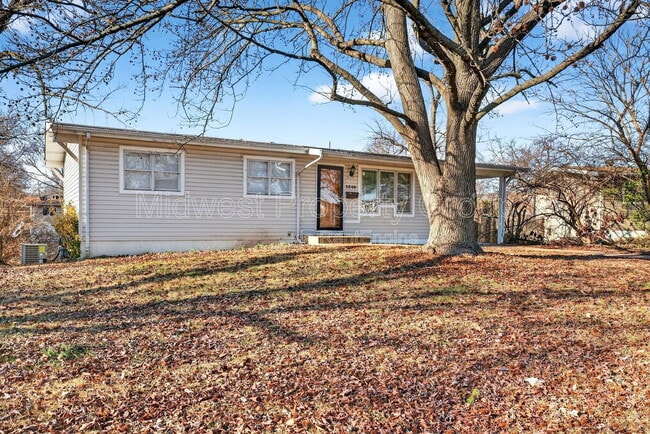 Building Photo - 1540 Aspen Dr