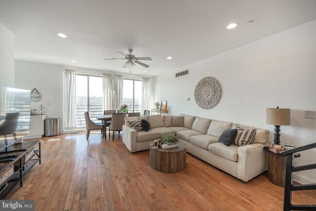 Building Photo - 4066 Manayunk Ave