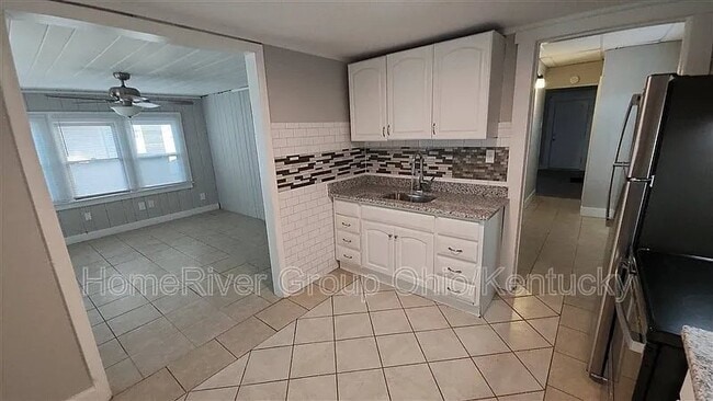 Building Photo - 1807 Tytus Ave