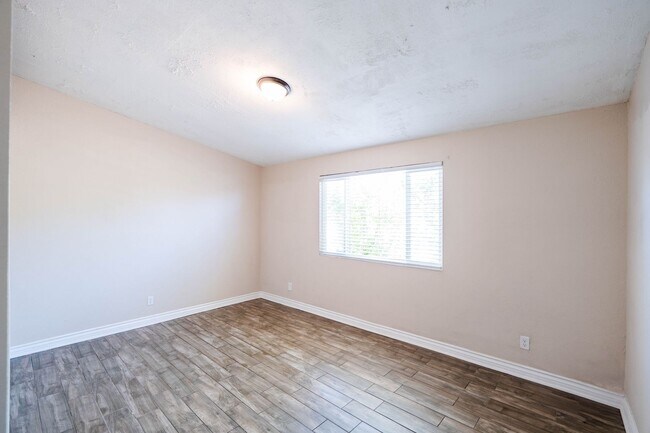 Building Photo - 16021 Wichita Rd