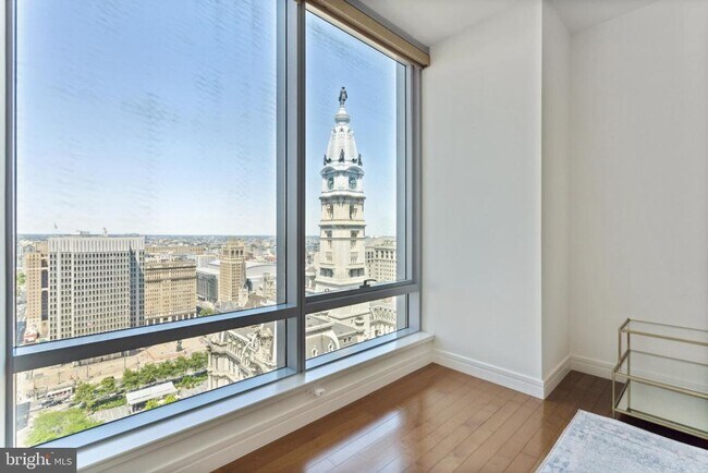 Building Photo - 1414 S Penn Square