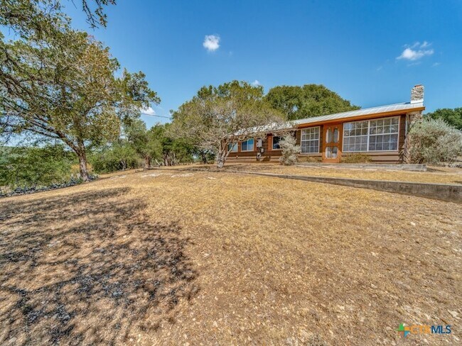 Building Photo - 1660 McIver