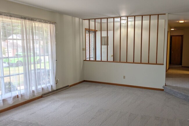 Building Photo - BEL AIR - GREEN VALLEY MANOR